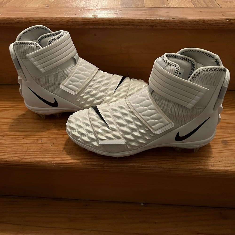 Nike O line football cleats. NWOT. $159 retail